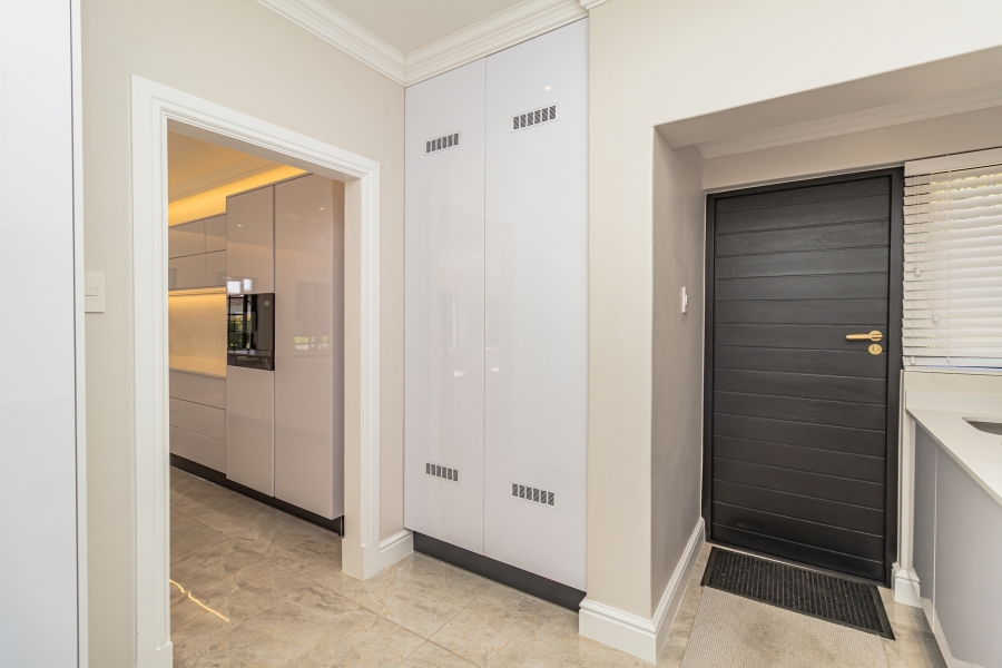 4 Bedroom Property for Sale in Fernridge Western Cape